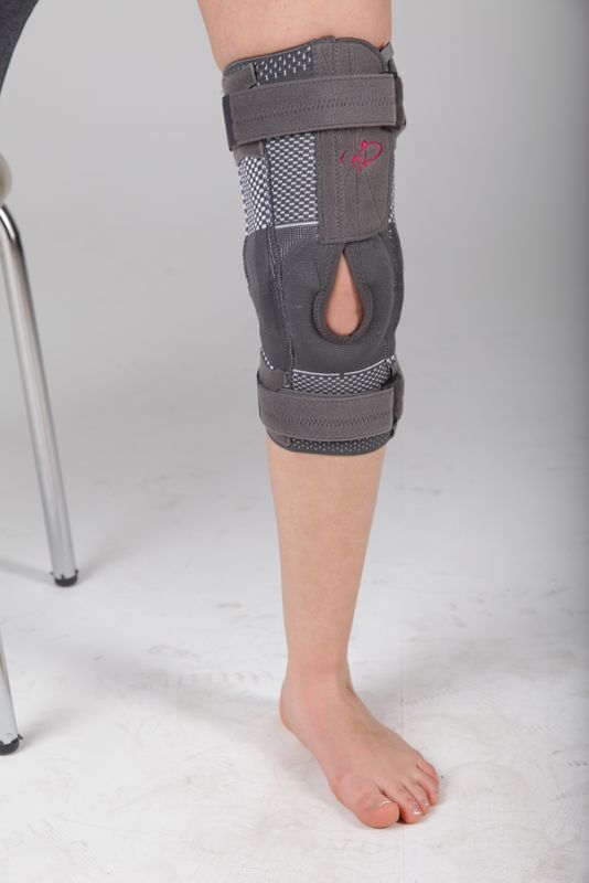 Knee Support knitted with hinged Stabilizing Open